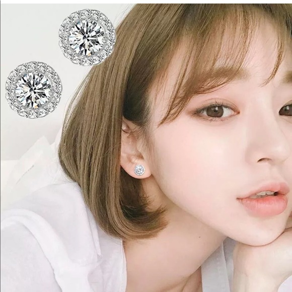 New Shine Stud 925 Silver White Sapphire earrings - Picture 3 of 8